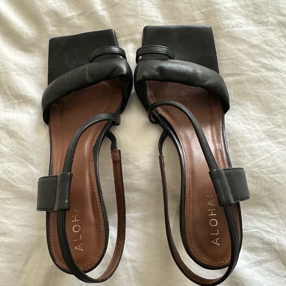 Alohas strappy heel
